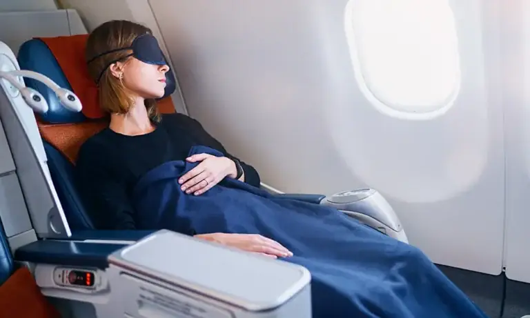 How to Manage Long Haul Flight Fatigue: The Definitive Expedition Guide